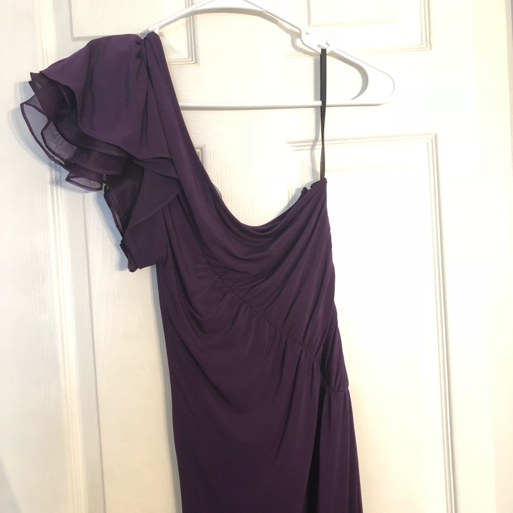 ❌SOLD❌✨HP✨Bebe purple one shoulder dress size xs - Picture 7 of 8